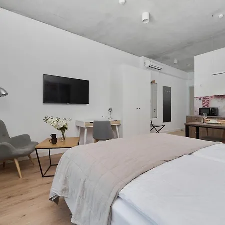 아파트 Piekarnia Zywa Kultura Atmospheric In By Renters