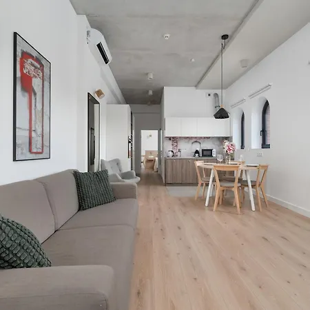 Piekarnia Zywa Kultura Atmospheric In By Renters 브로츠와프