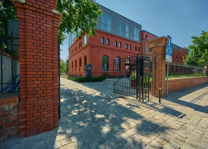 Apartment Piekarnia Zywa Kultura Atmospheric In By Renters