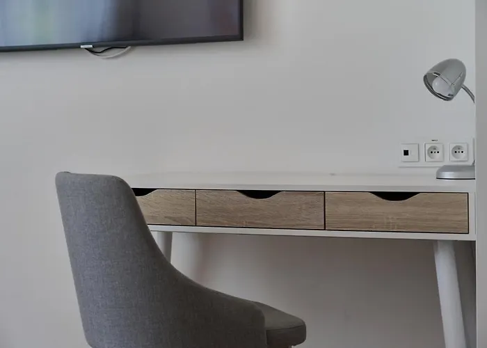 Apartment Piekarnia Zywa Kultura Atmospheric In By Renters *