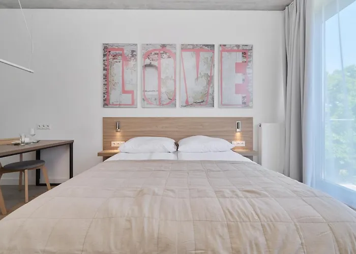 Apartment Piekarnia Zywa Kultura Atmospheric In By Renters Breslau