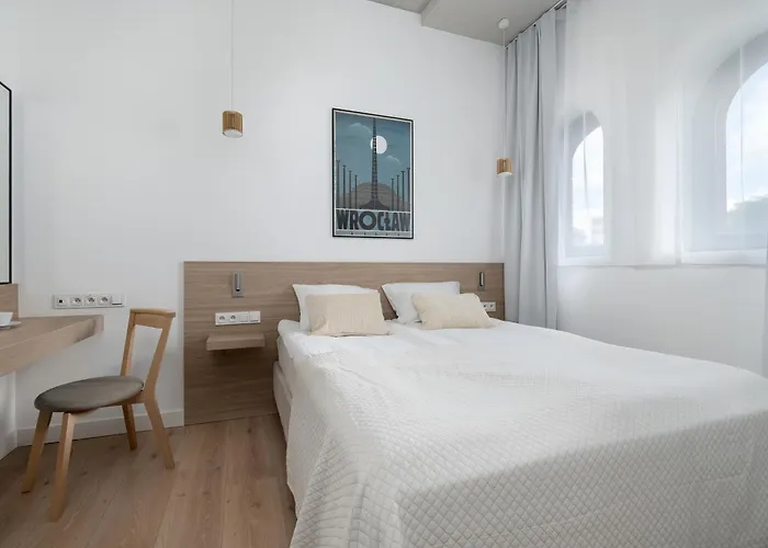 Apartment Piekarnia Zywa Kultura Atmospheric In By Renters Breslau