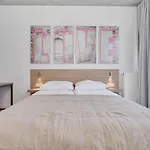 Апартаменты Piekarnia Zywa Kultura Atmospheric In By Renters Вроцлав