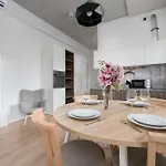 Piekarnia Zywa Kultura Atmospheric In By Renters Апартаменты