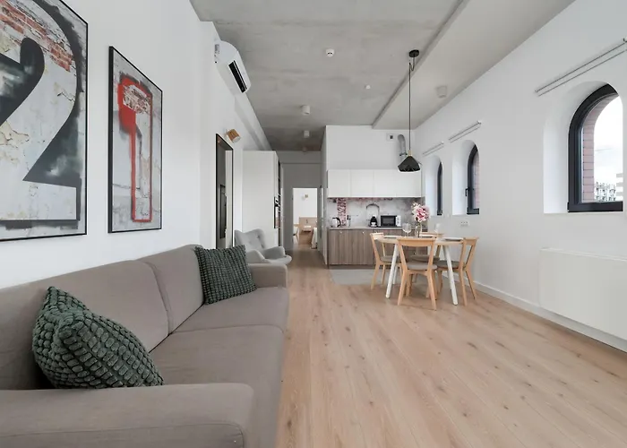 Piekarnia Zywa Kultura Atmospheric In By Renters 브로츠와프